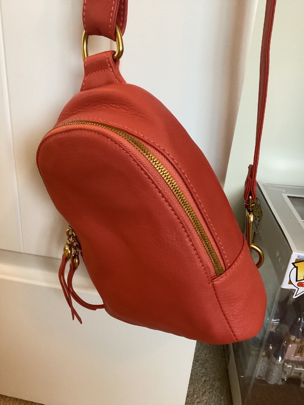 Hobo Fern Sling Bag in Red Clay - Picture 4 of 6